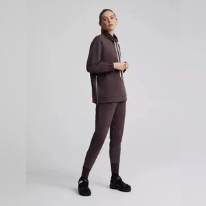 Varley Warwick Side Zip Sweatshirt in Chocolate Plum Size S